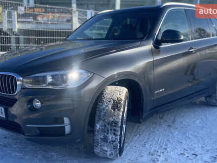 Серый БМВ Х5, объемом двигателя 3 л и пробегом 203 тыс. км за 28500 $, фото 1 на Automoto.ua