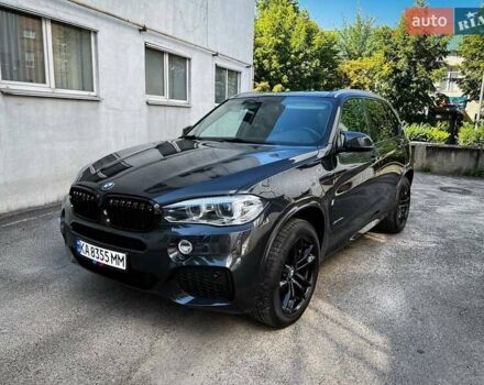 Серый БМВ Х5, объемом двигателя 2 л и пробегом 210 тыс. км за 29000 $, фото 1 на Automoto.ua