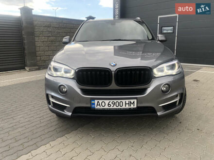 Сірий БМВ Х5, об'ємом двигуна 2 л та пробігом 187 тис. км за 30500 $, фото 1 на Automoto.ua