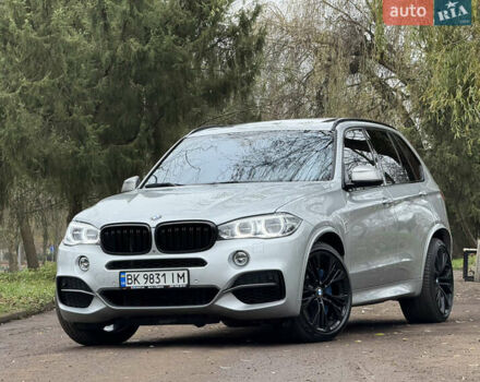 Серый БМВ Х5, объемом двигателя 3 л и пробегом 235 тыс. км за 29999 $, фото 1 на Automoto.ua