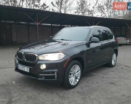 Сірий БМВ Х5, об'ємом двигуна 3 л та пробігом 229 тис. км за 27499 $, фото 1 на Automoto.ua