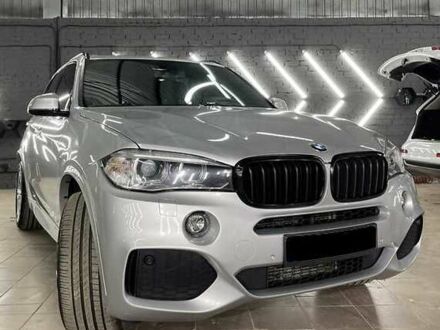 Серый БМВ Х5, объемом двигателя 2 л и пробегом 110 тыс. км за 21600 $, фото 1 на Automoto.ua