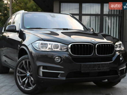 Серый БМВ Х5, объемом двигателя 3 л и пробегом 232 тыс. км за 29999 $, фото 1 на Automoto.ua