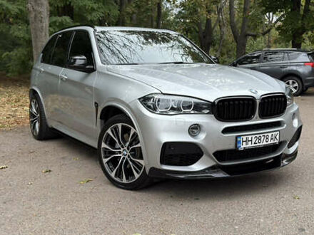 Серый БМВ Х5, объемом двигателя 4.39 л и пробегом 105 тыс. км за 38000 $, фото 1 на Automoto.ua