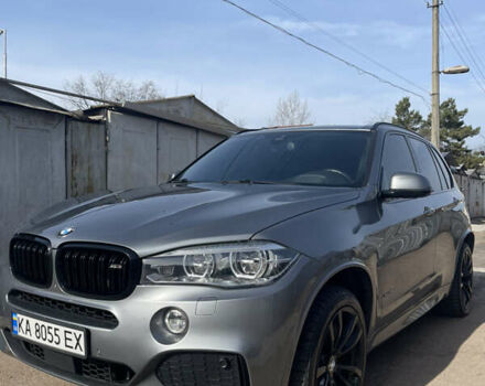 Серый БМВ Х5, объемом двигателя 2.99 л и пробегом 106 тыс. км за 50000 $, фото 1 на Automoto.ua