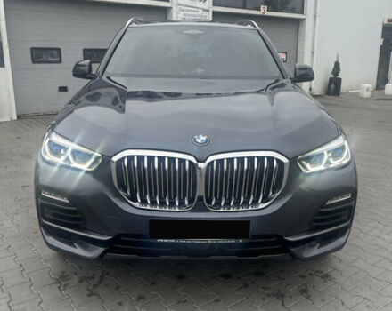 Серый БМВ Х5, объемом двигателя 3 л и пробегом 115 тыс. км за 53000 $, фото 1 на Automoto.ua