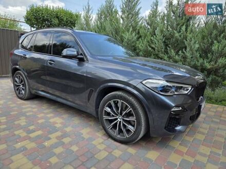 БМВ Х5 2019 в Днепре (Днепропетровске) на Automoto.ua Серый БМВ Х5, объемом двигателя 2.99 л и пробегом 102 тыс. км за 63500 $, фото 1 на Automoto.ua