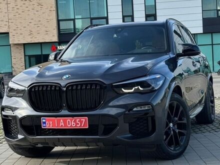 Серый БМВ Х5, объемом двигателя 3 л и пробегом 140 тыс. км за 47000 $, фото 1 на Automoto.ua