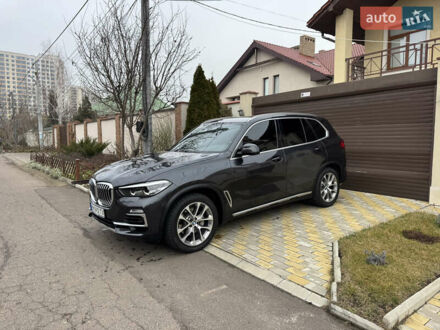БМВ Х5 2019 в Одессе на Automoto.ua Серый БМВ Х5, объемом двигателя 3 л и пробегом 74 тыс. км за 52500 $, фото 1 на Automoto.ua