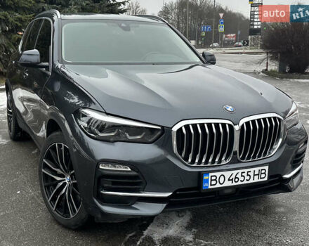 Серый БМВ Х5, объемом двигателя 3 л и пробегом 150 тыс. км за 52900 $, фото 1 на Automoto.ua