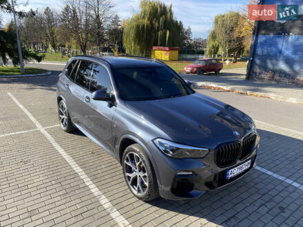 БМВ Х5 2020 в Луцке на Automoto.ua Серый БМВ Х5, объемом двигателя 2.99 л и пробегом 212 тыс. км за 57000 $, фото 1 на Automoto.ua