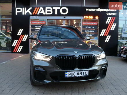 Серый БМВ Х5, объемом двигателя 3 л и пробегом 11 тыс. км за 58900 $, фото 1 на Automoto.ua