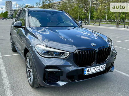 БМВ Х5 2021 в Киеве на Automoto.ua Серый БМВ Х5, объемом двигателя 3 л и пробегом 34 тыс. км за 83000 $, фото 1 на Automoto.ua
