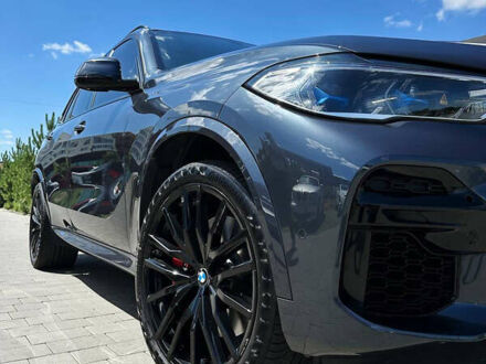 БМВ Х5 2022 в Хмельницком на Automoto.ua Серый БМВ Х5, объемом двигателя 4.39 л и пробегом 31 тыс. км за 74000 $, фото 1 на Automoto.ua