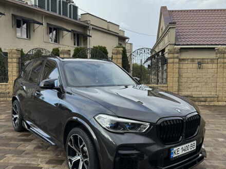 БМВ Х5 2022 в Днепре (Днепропетровске) на Automoto.ua Серый БМВ Х5, объемом двигателя 3 л и пробегом 58 тыс. км за 67000 $, фото 1 на Automoto.ua