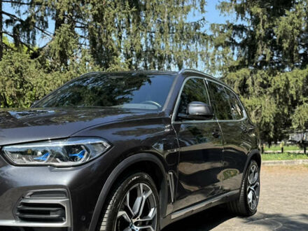 БМВ Х5 2022 в Киеве на Automoto.ua Серый БМВ Х5, объемом двигателя 3 л и пробегом 25 тыс. км за 69500 $, фото 1 на Automoto.ua