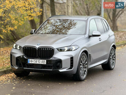 Серый БМВ Х5, объемом двигателя 3 л и пробегом 50 тыс. км за 94900 $, фото 1 на Automoto.ua