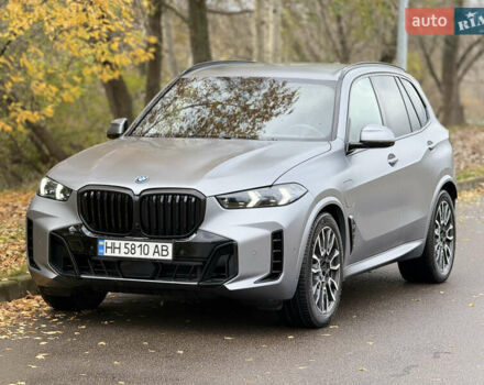 Серый БМВ Х5, объемом двигателя 3 л и пробегом 50 тыс. км за 94900 $, фото 1 на Automoto.ua