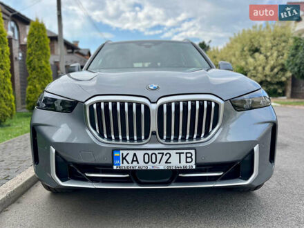 Серый БМВ Х5, объемом двигателя 3 л и пробегом 5 тыс. км за 85500 $, фото 1 на Automoto.ua