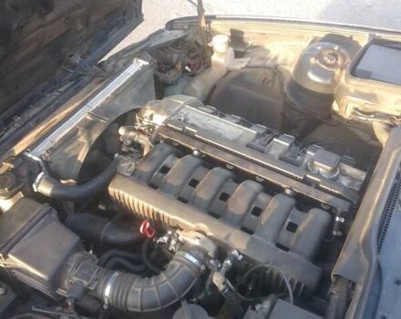 Синій БМВ Х5, об'ємом двигуна 2 л та пробігом 302 тис. км за 2500 $, фото 6 на Automoto.ua