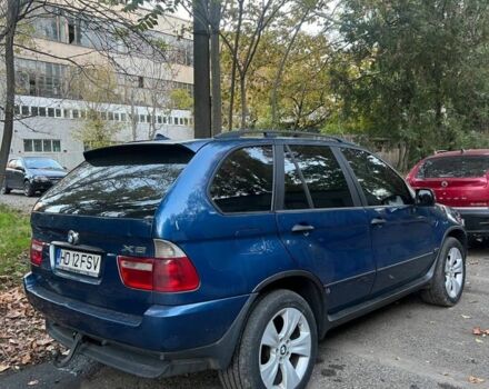 Синий БМВ Х5, объемом двигателя 3 л и пробегом 400 тыс. км за 4700 $, фото 1 на Automoto.ua