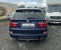 Синий БМВ Х5, объемом двигателя 3 л и пробегом 300 тыс. км за 9814 $, фото 1 на Automoto.ua