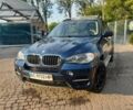 Синий БМВ Х5, объемом двигателя 3 л и пробегом 225 тыс. км за 12500 $, фото 2 на Automoto.ua