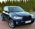 Синий БМВ Х5, объемом двигателя 4 л и пробегом 272 тыс. км за 6500 $, фото 1 на Automoto.ua