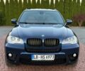Синий БМВ Х5, объемом двигателя 4 л и пробегом 272 тыс. км за 6500 $, фото 4 на Automoto.ua