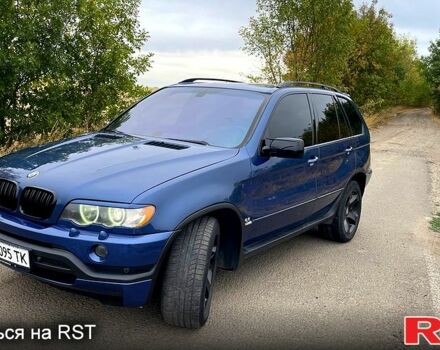 Синий БМВ Х5, объемом двигателя 4.4 л и пробегом 325 тыс. км за 7000 $, фото 2 на Automoto.ua