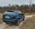 Синий БМВ Х5, объемом двигателя 3 л и пробегом 370 тыс. км за 7600 $, фото 2 на Automoto.ua