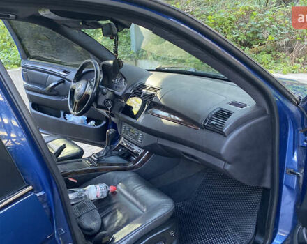 Синій БМВ Х5, об'ємом двигуна 4.4 л та пробігом 259 тис. км за 10000 $, фото 19 на Automoto.ua