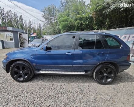 Синий БМВ Х5, объемом двигателя 4.4 л и пробегом 383 тыс. км за 7500 $, фото 4 на Automoto.ua