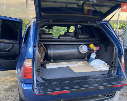 Синій БМВ Х5, об'ємом двигуна 4.4 л та пробігом 259 тис. км за 10000 $, фото 22 на Automoto.ua