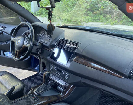 Синій БМВ Х5, об'ємом двигуна 4.4 л та пробігом 259 тис. км за 10000 $, фото 18 на Automoto.ua