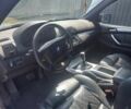 Синій БМВ Х5, об'ємом двигуна 3 л та пробігом 300 тис. км за 2500 $, фото 6 на Automoto.ua