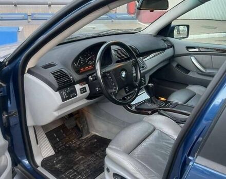 Синий БМВ Х5, объемом двигателя 3 л и пробегом 173 тыс. км за 8800 $, фото 5 на Automoto.ua
