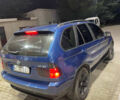 Синий БМВ Х5, объемом двигателя 3 л и пробегом 286 тыс. км за 9500 $, фото 5 на Automoto.ua