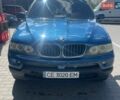 Синий БМВ Х5, объемом двигателя 3 л и пробегом 456 тыс. км за 7000 $, фото 1 на Automoto.ua