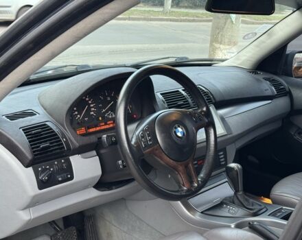 Синій БМВ Х5, об'ємом двигуна 3 л та пробігом 340 тис. км за 6299 $, фото 14 на Automoto.ua