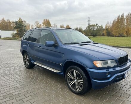 Синій БМВ Х5, об'ємом двигуна 3 л та пробігом 300 тис. км за 5500 $, фото 1 на Automoto.ua
