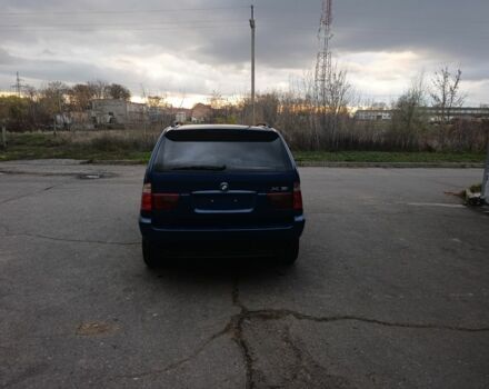 Синий БМВ Х5, объемом двигателя 3 л и пробегом 380 тыс. км за 6700 $, фото 2 на Automoto.ua