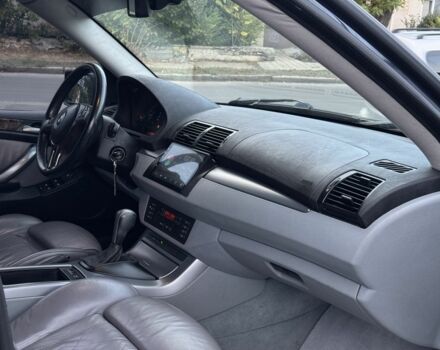 Синій БМВ Х5, об'ємом двигуна 3 л та пробігом 340 тис. км за 6299 $, фото 16 на Automoto.ua
