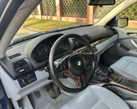 Синій БМВ Х5, об'ємом двигуна 3 л та пробігом 316 тис. км за 3900 $, фото 21 на Automoto.ua