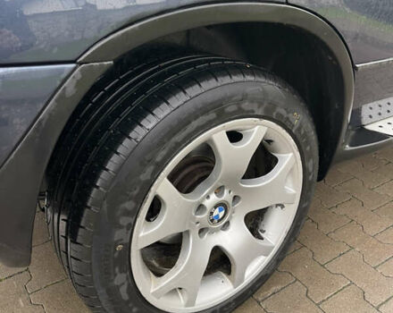 Синий БМВ Х5, объемом двигателя 3 л и пробегом 380 тыс. км за 9500 $, фото 10 на Automoto.ua