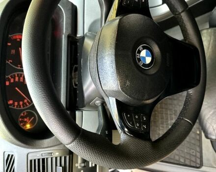 Синий БМВ Х5, объемом двигателя 3 л и пробегом 340 тыс. км за 9500 $, фото 13 на Automoto.ua