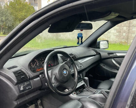 Синий БМВ Х5, объемом двигателя 3 л и пробегом 380 тыс. км за 9500 $, фото 12 на Automoto.ua