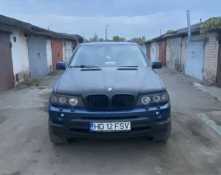 Синій БМВ Х5, об'ємом двигуна 3 л та пробігом 260 тис. км за 4800 $, фото 2 на Automoto.ua