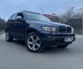 Синий БМВ Х5, объемом двигателя 3 л и пробегом 507 тыс. км за 4100 $, фото 1 на Automoto.ua