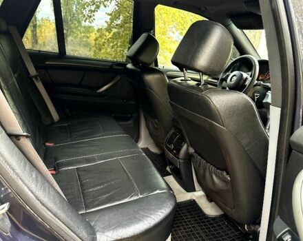 Синий БМВ Х5, объемом двигателя 3 л и пробегом 340 тыс. км за 9500 $, фото 19 на Automoto.ua